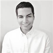 Profesor de escritura y gramática para jóvenes en modalidad remota